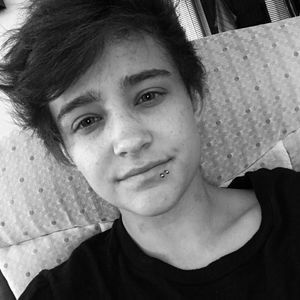 Meet your Posher, Justin